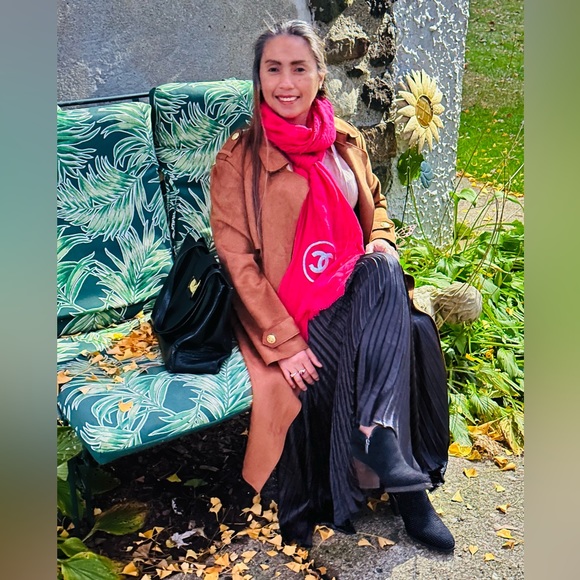 MY LIVE SHOW NOTIFICATION  LIKE THIS  IF YOU WANT TO GET NOTIFIED WHEN I GO LIVE - Picture 6 of 16